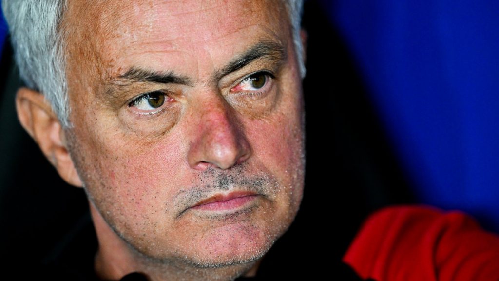 2611-Mou