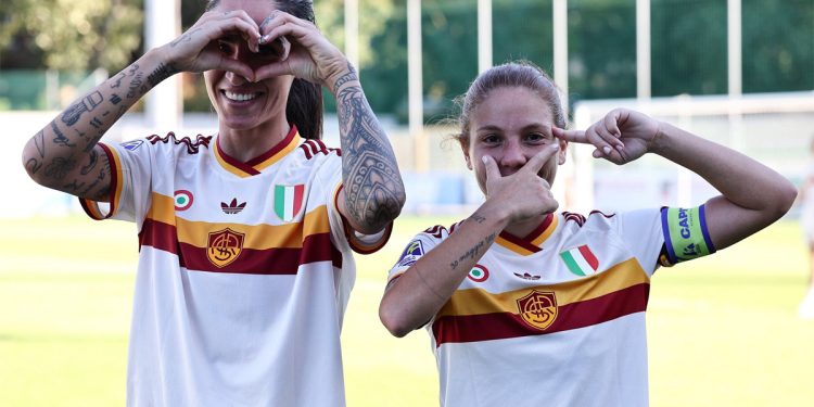 Sassuolo 1 – 3 AS Roma F : Les giallorosse lancent leur saison avec une belle victoire à l’extérieur.